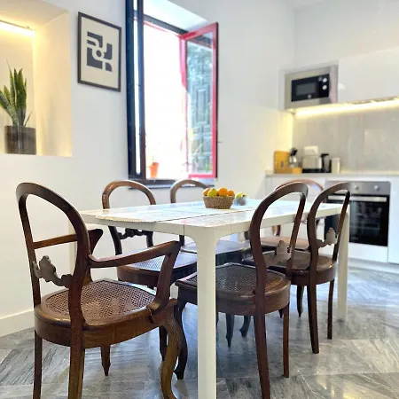Clavero Three Premium