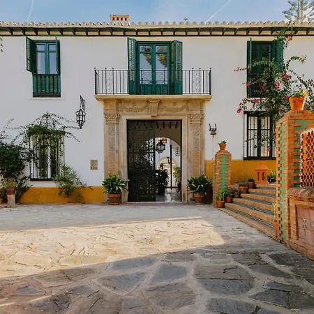 Hacienda Clavero Three Patio