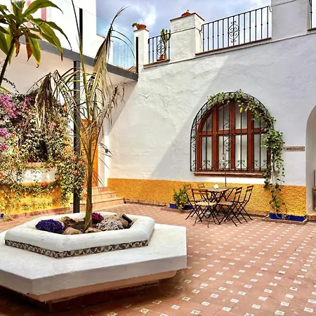 Hacienda Clavero Three Patio *