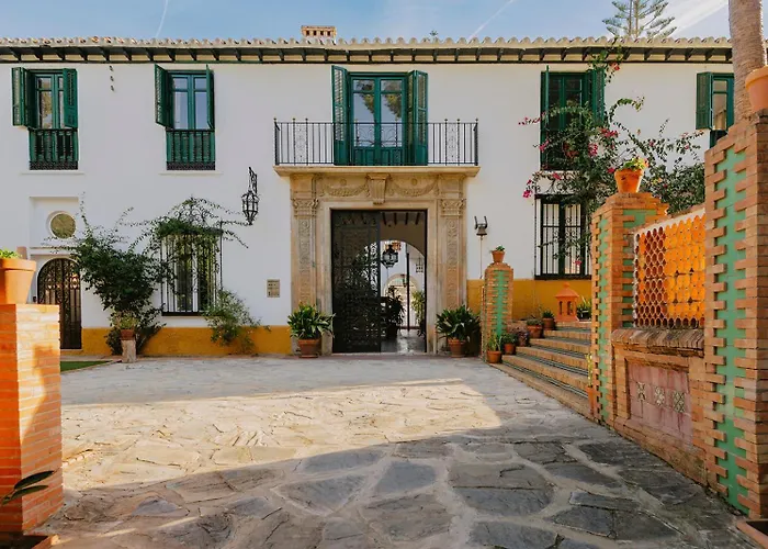 Hacienda Clavero Three Patio