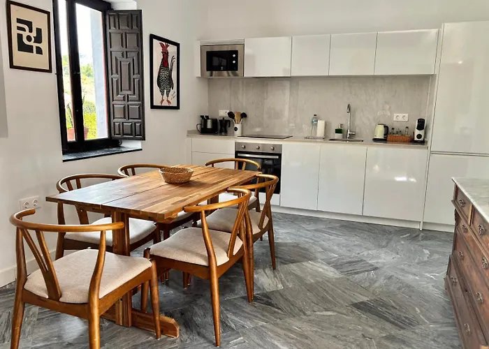 Hacienda Clavero Three Patio شقة