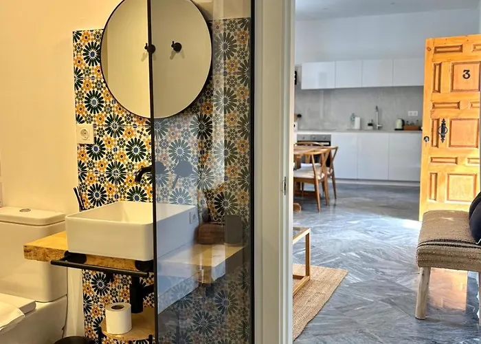 Hacienda Clavero Three Patio * مالقة