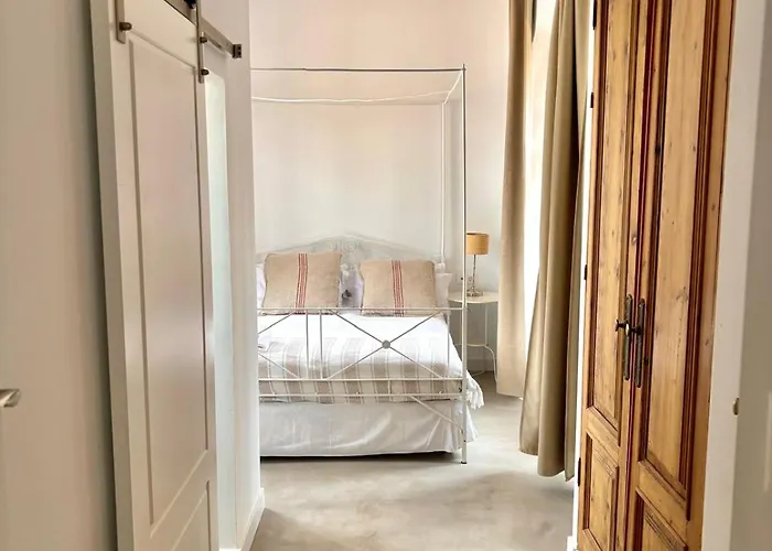 شقة Hacienda Clavero Three Patio مالقة